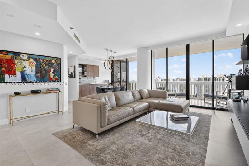 3 bedroom Condominium at 1000 Island Bl 3107, Williams Island, Aventura — photo 3