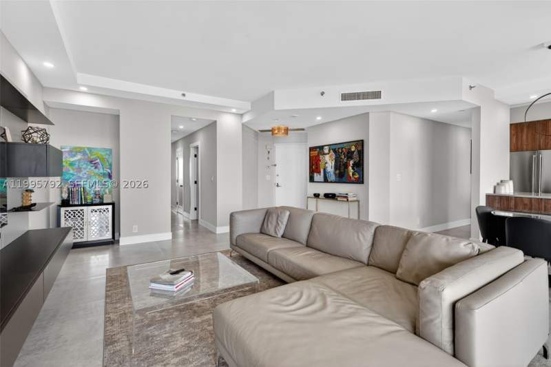 3 bedroom Condominium at 1000 Island Bl 3107, Williams Island, Aventura — photo 5