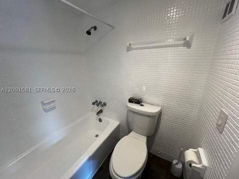677 SW 9th Ave 205, Miami FL - photo 17 of 27