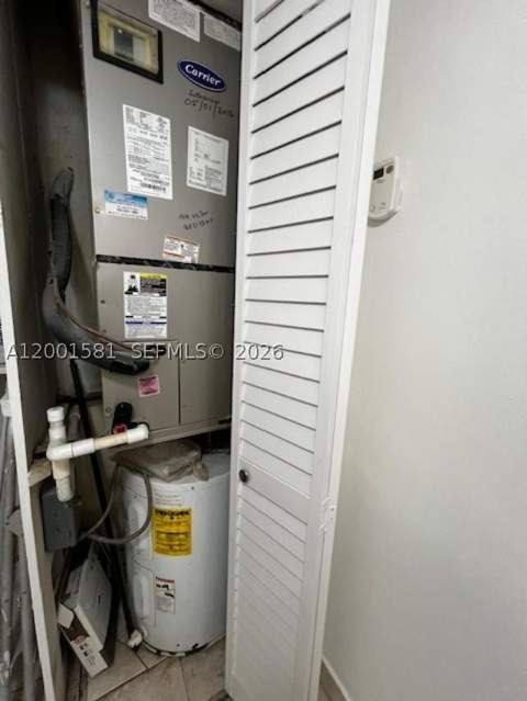 677 SW 9th Ave 205, Miami FL - photo 6 of 27