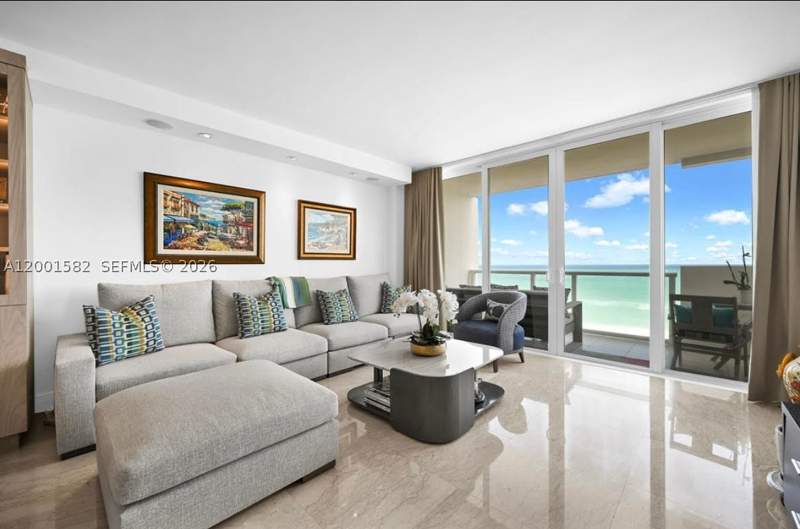 1 bedroom Condominium at 5601 Collins Ave 903, The Pavilion Condo, Miami Beach — photo 4