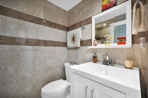 5601 Collins Ave 903, Miami Beach FL - photo 7 of 21
