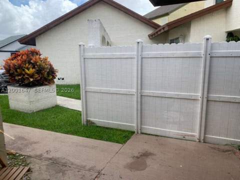 7010 SW 103rd Pl, Miami FL - photo 21 of 33