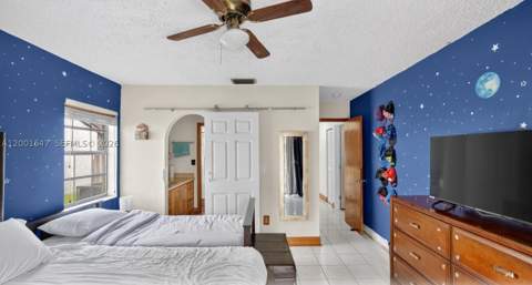 7010 SW 103rd Pl, Miami FL - photo 7 of 33