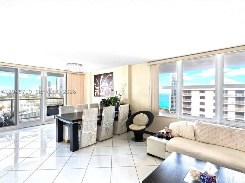2 bedroom Condominium at 230 174th St 2404, Winston Tower 300 Condo, Sunny Isles Beach — photo 3