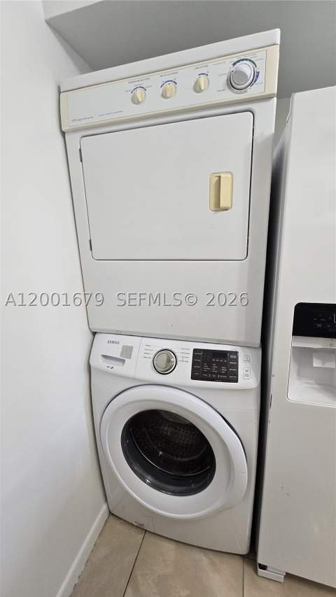 2605 W 67th Pl 23-10, Hialeah FL - photo 12 of 13