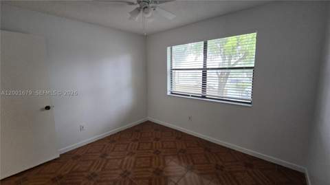 2605 W 67th Pl 23-10, Hialeah FL - photo 7 of 13