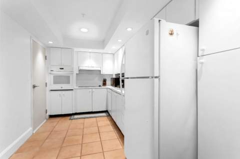 90 Edgewater Drive Ph23, Coral Gables FL - photo 10 of 25