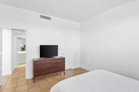 90 Edgewater Drive Ph23, Coral Gables FL - photo 13 of 25