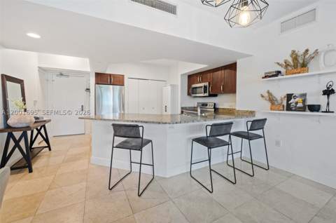 20000 E Country Club Dr 314, Aventura FL - photo 13 of 35
