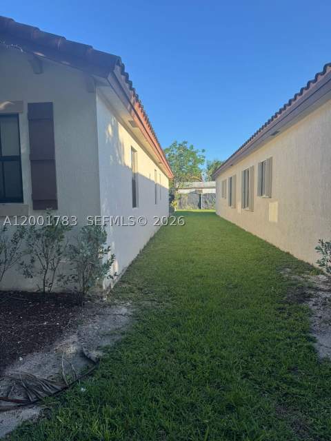 15400 SW 176th Ln, Miami FL - photo 13 of 13