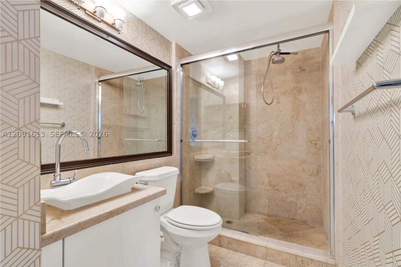 2 bedroom Condominium at 5077 NW 7th St 508, Blue Lagoon Condo, Miami — photo 2