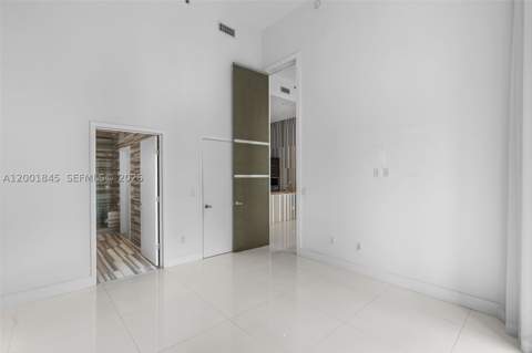 475 Brickell Ave 2812, Miami FL - photo 15 of 23