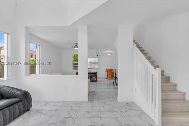 5 bedroom SingleFamilyResidence at 11669 SW 247th St, Summerville Sub, Homestead — photo 5