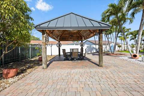20300 SW 129th Place, Miami FL - photo 12 of 44