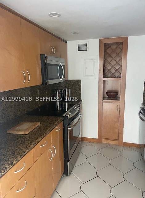 900 Bay Dr 311, Miami Beach FL - photo 12 of 36