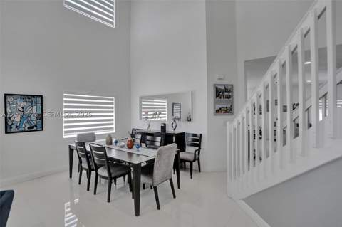 10231 SW 227th Ln, Cutler Bay FL - photo 11 of 72