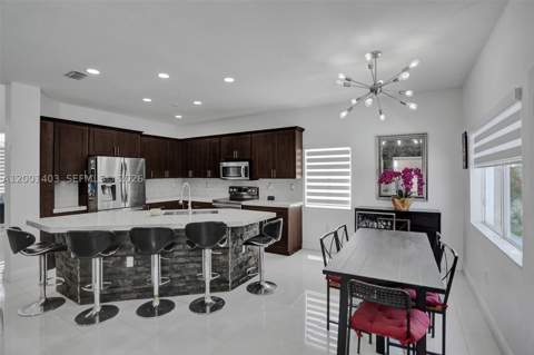 10231 SW 227th Ln, Cutler Bay FL - photo 15 of 72