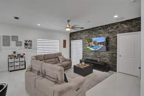 10231 SW 227th Ln, Cutler Bay FL - photo 20 of 72