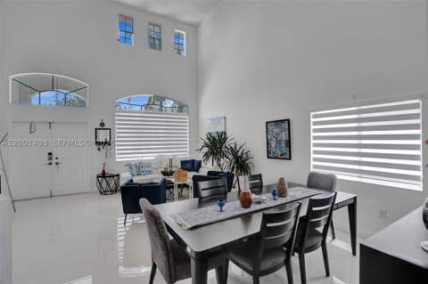 10231 SW 227th Ln, Cutler Bay FL - photo 8 of 72