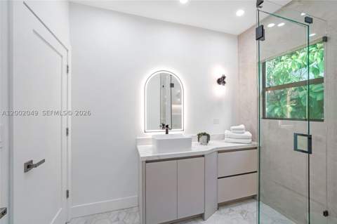 1230 Pizarro St, Coral Gables FL - photo 12 of 26