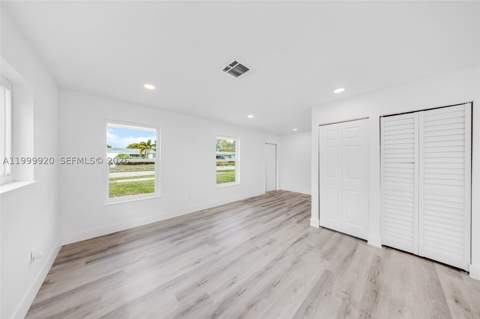 1260 NW 188th St, Miami Gardens FL - photo 10 of 46