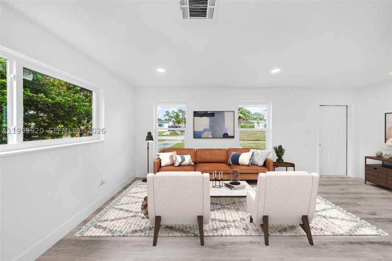 3 bedroom SingleFamilyResidence at 1260 NW 188th St, Norwood 5th Addn Sec 3, Miami Gardens — photo 4