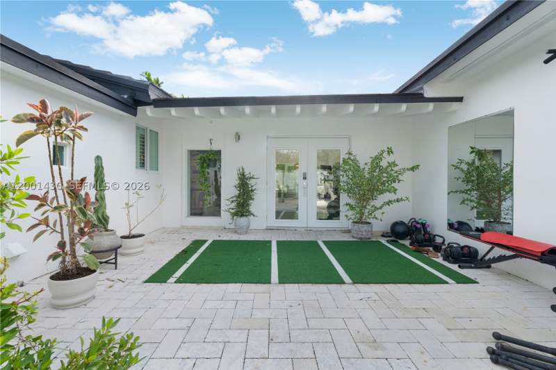 4 bedroom SingleFamilyResidence at 7501 W Adventure Ave, Treasure Plaza, North Bay Village — photo 5