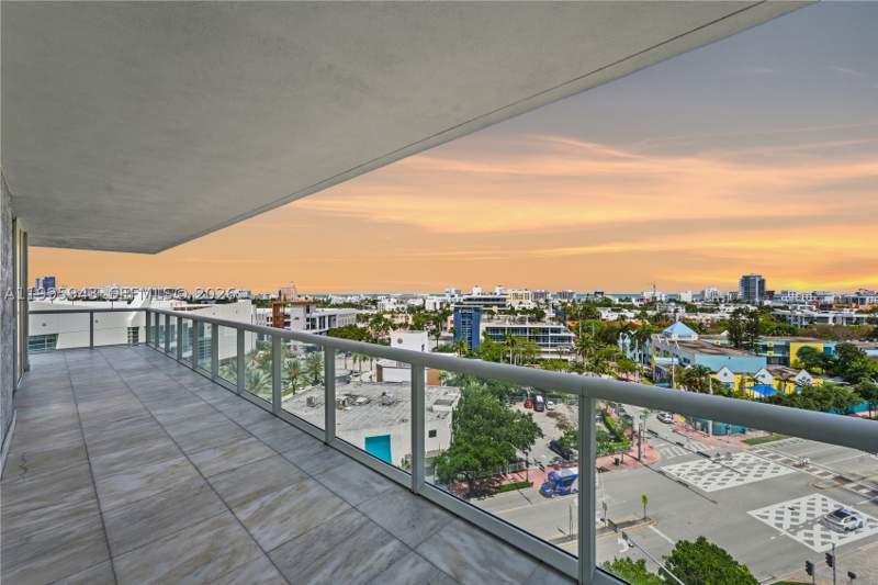 2 bedroom Condominium at 450 Alton Rd 910, Icon Condo, Miami Beach — photo 5