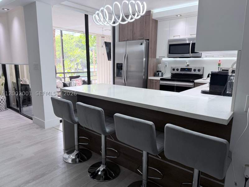 2 bedroom Condominium at 671 NE 195th St 208E, Cedar Gleen, Miami — photo 5
