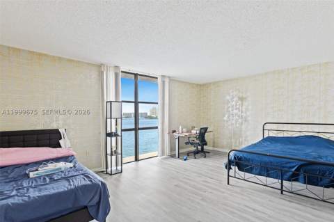 17600 N Bay Rd N701, Sunny Isles Beach FL - photo 16 of 32