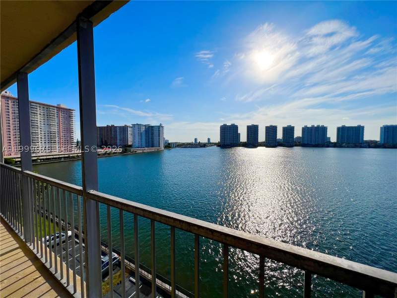 3 bedroom Condominium at 17600 N Bay Rd N701, Fairview House Condo, Sunny Isles Beach — photo 2