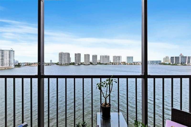 3 bedroom Condominium at 17600 N Bay Rd N701, Fairview House Condo, Sunny Isles Beach — photo 3