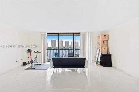 17600 N Bay Rd N701, Sunny Isles Beach FL - photo 9 of 32