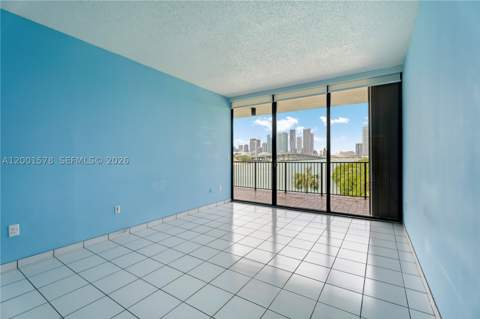 1000 Venetian Way 408, Miami FL - photo 16 of 33
