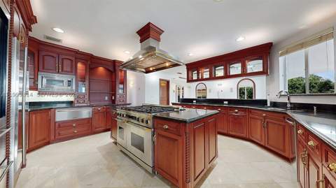 1131 Stillwater Dr, Miami Beach FL - photo 12 of 71