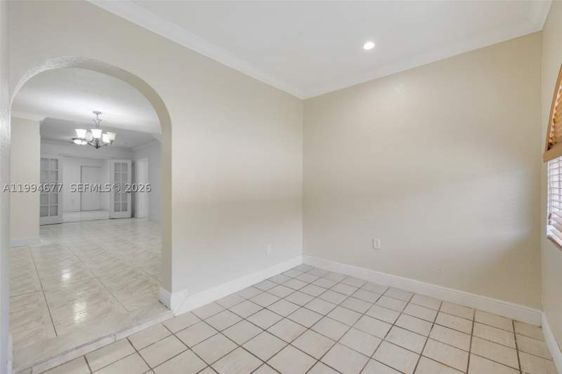 4 bedroom SingleFamilyResidence at 674 W 23rd St, Seminole City Sec 1, Hialeah — photo 2