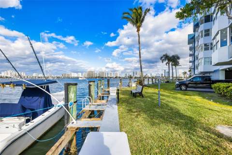 16546 NE 26th Ave 3J, North Miami Beach FL - photo 17 of 29