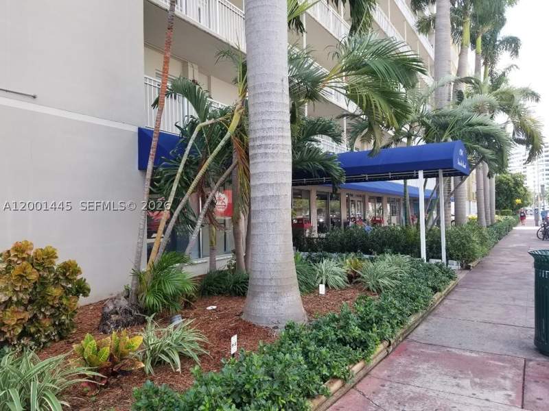 2 bedroom Condominium at 1300 Lincoln Rd A301, Lincoln Towers Condominium, Miami Beach — photo 3