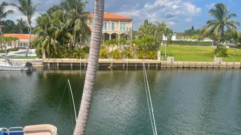 2225 NE 123rd St 204, North Miami FL - photo 7 of 8