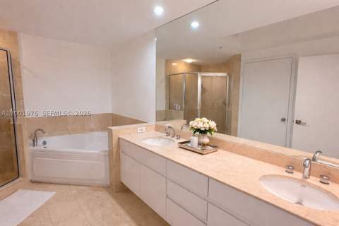 848 Brickell Key Dr 905, Miami FL - photo 11 of 28