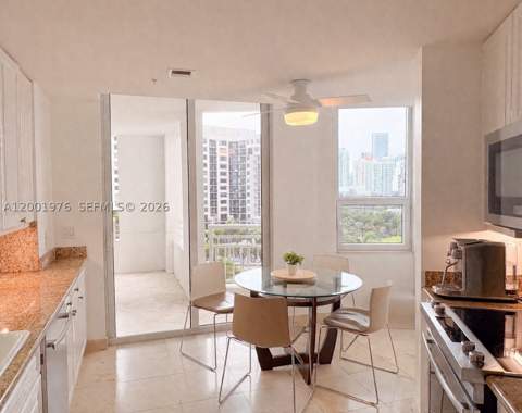 848 Brickell Key Dr 905, Miami FL - photo 17 of 28