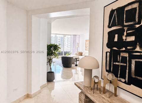 848 Brickell Key Dr 905, Miami FL - photo 6 of 28