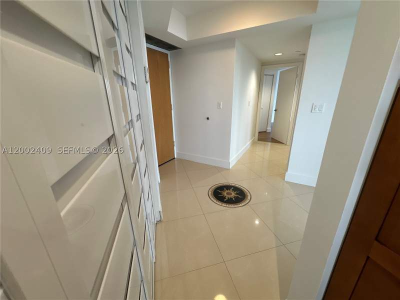 2 bedroom Condominium at 20185 E Country Club Dr 1105, The Landmark Condo, Aventura — photo 2