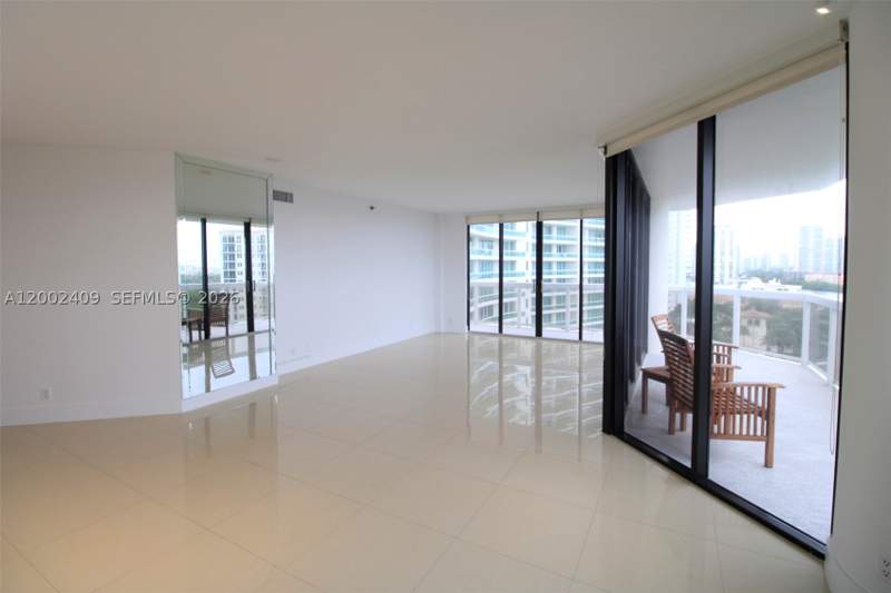 2 bedroom Condominium at 20185 E Country Club Dr 1105, The Landmark Condo, Aventura — photo 4