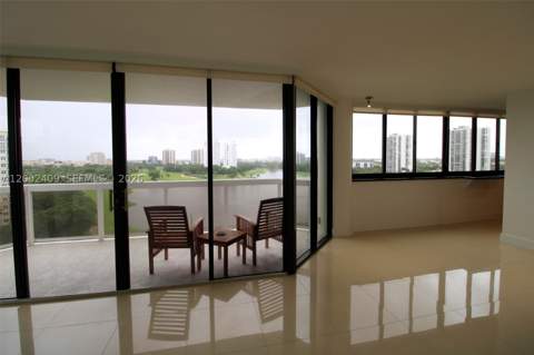 20185 E Country Club Dr 1105, Aventura FL - photo 8 of 58