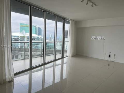 475 Brickell Ave 5508, Miami FL - photo 6 of 21
