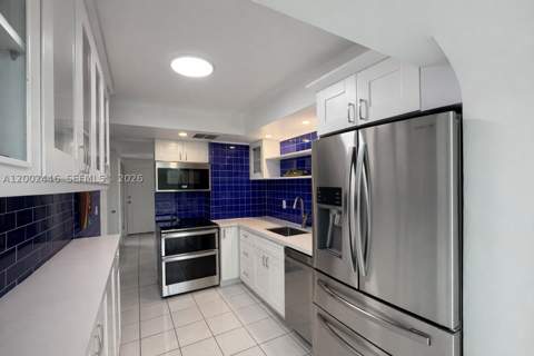 77 Crandon Blvd 3C, Key Biscayne FL - photo 10 of 29