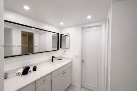 77 Crandon Blvd 3C, Key Biscayne FL - photo 19 of 29