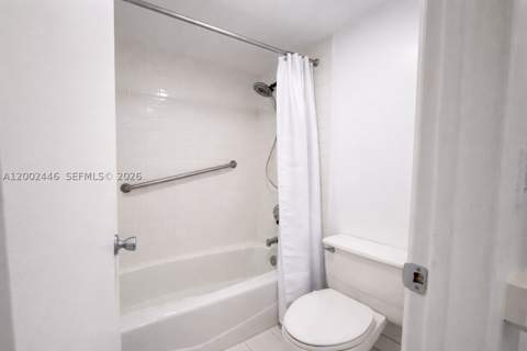 77 Crandon Blvd 3C, Key Biscayne FL - photo 23 of 29